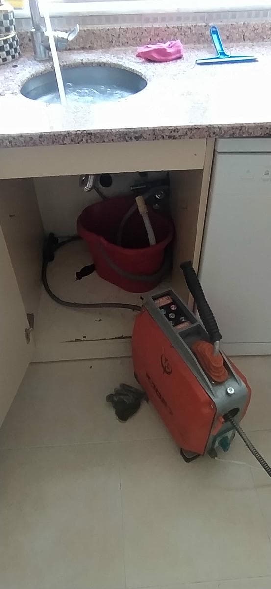 Lavabo gideri açma